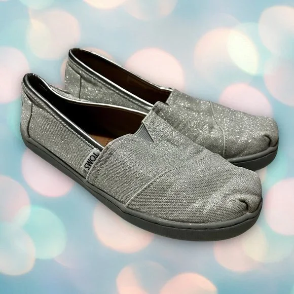 TOMS Girl’s Silver Glitter Slip On Sneakers Shoes Size 3.5 - Picture 3 of 6